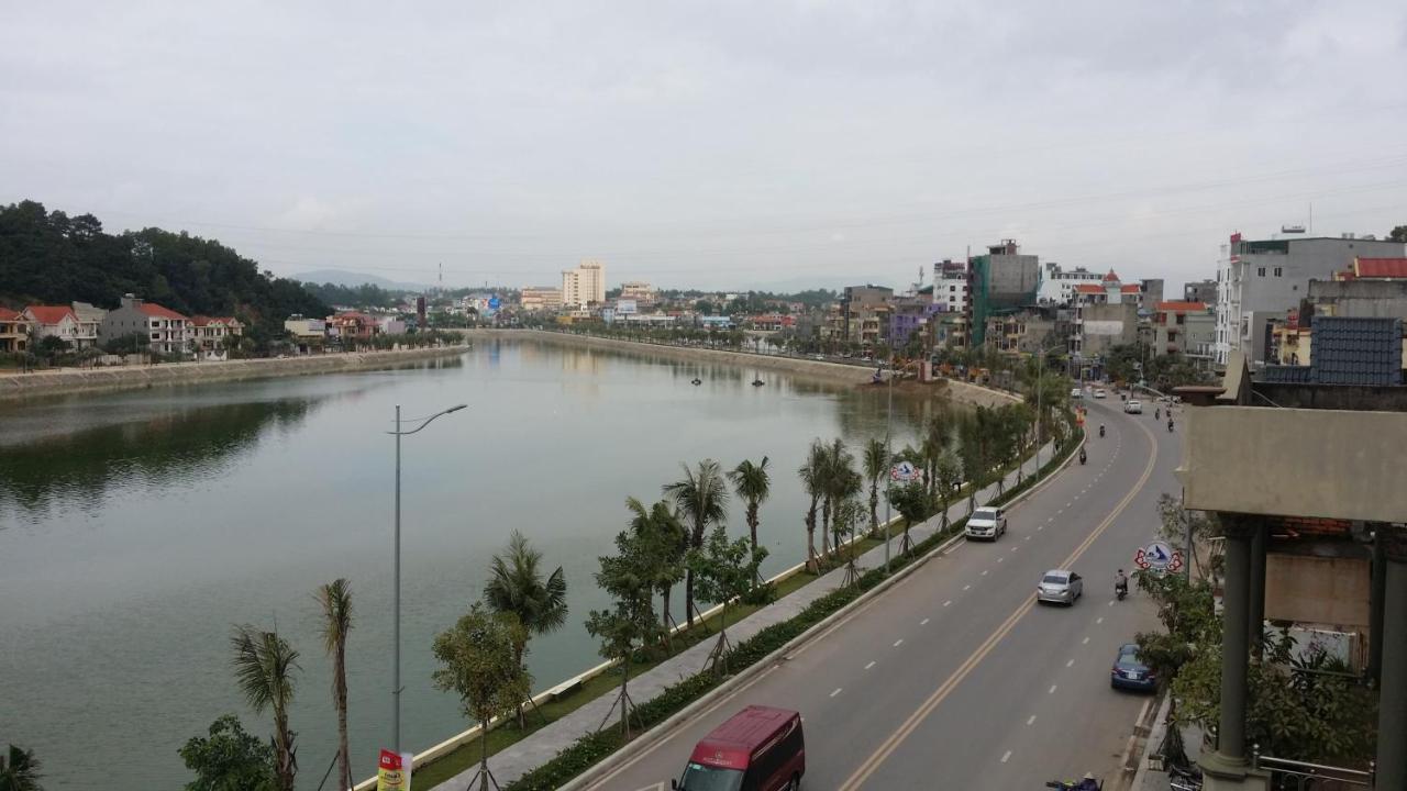 Ahoj Guest House Hạ Long Exterior foto